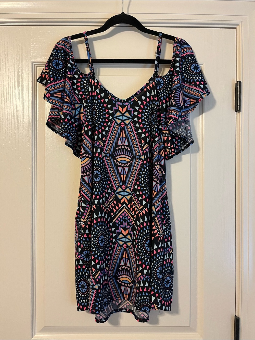 Judith March Cold-Shoulder Mini Dress - Medium
